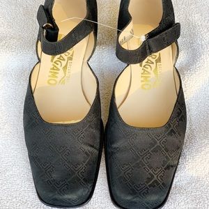 Salvatore Ferragamo Black Silk Logo Size 5.5